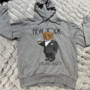 Polo Ralph Lauren Bear 'New York' Graphic vintage hooded sweatshirt.